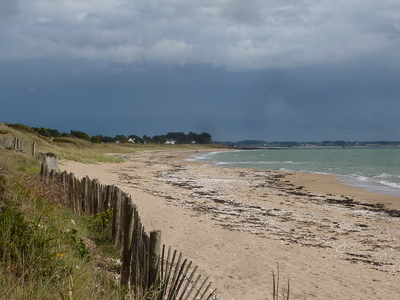 Vue depuis une plage de Damgan Vue depuis une plage de
Damgan